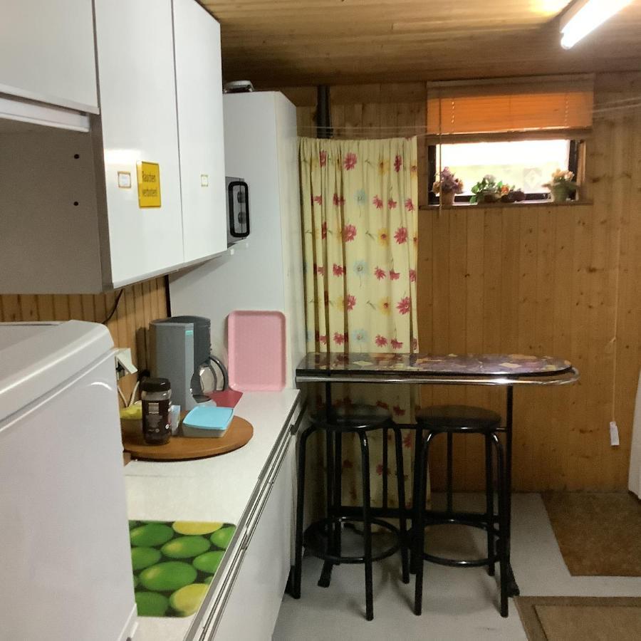 Gemuetliches Zimmer Im Seterant/Untergeschoss Есен Екстериор снимка