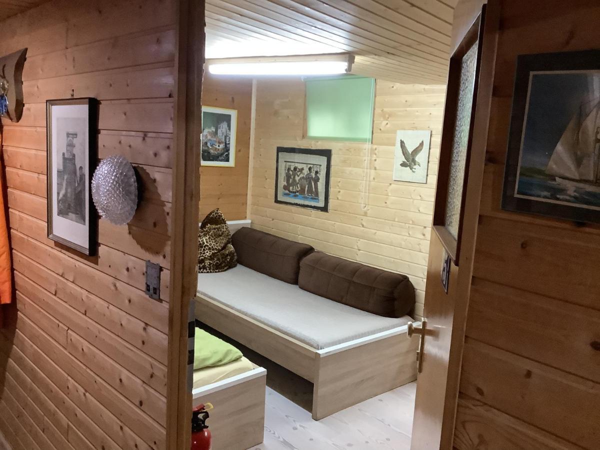 Gemuetliches Zimmer Im Seterant/Untergeschoss Есен Екстериор снимка